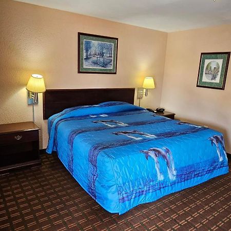 Mount Laurel Motel Hazleton Eksteriør billede
